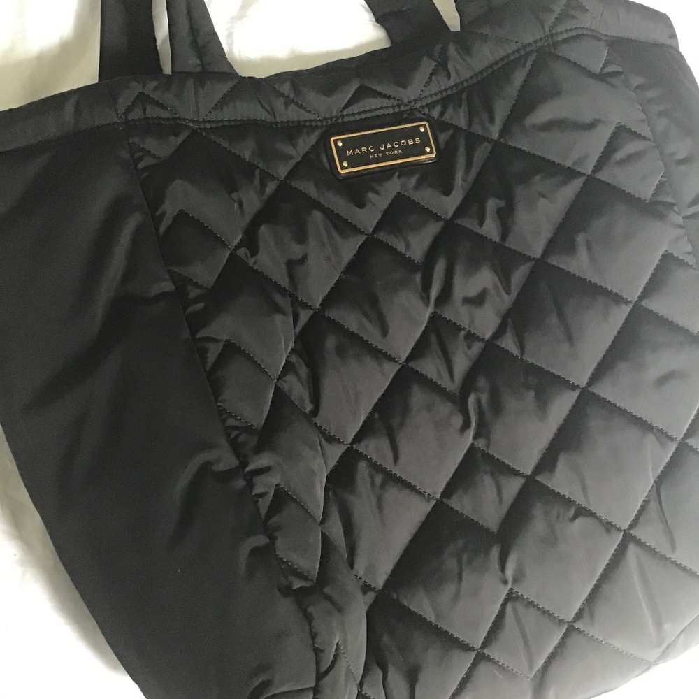 AUTHENTIC Marc Jacobs QUILTED TOTE BLACK
